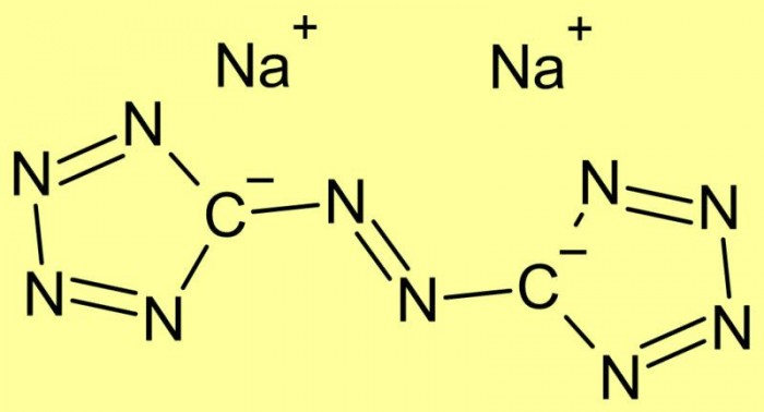Sodium_5,5'-azotetrazolate.jpg