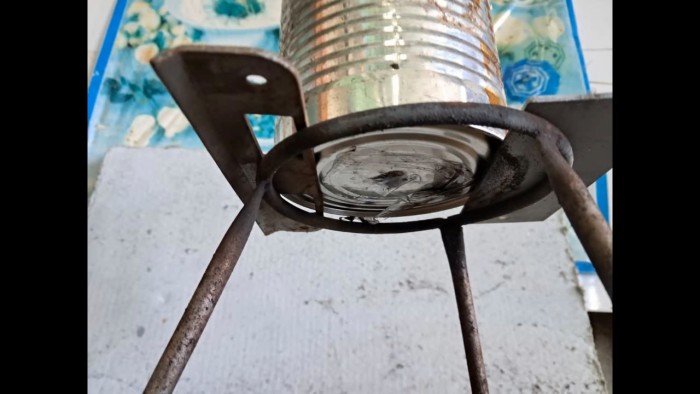Combustion_of_thermite-aluminum-iron-oxide-792.jpg