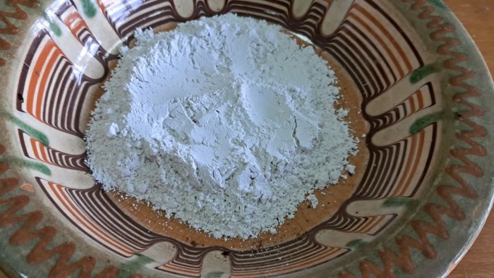 Combustion_of_thermite-aluminum-calcium-sulfate-5.jpg
