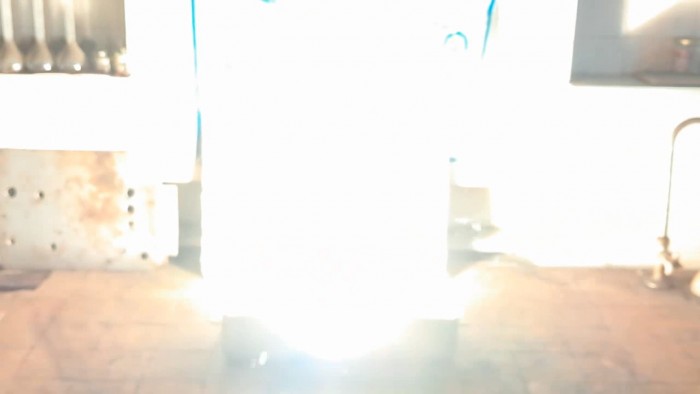 Combustion_of_thermite-aluminum-calcium-sulfate-88.jpg