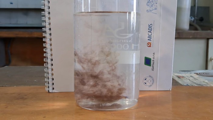 Phenol_Iron(III)_Chloride_Tap-Water-12.jpg
