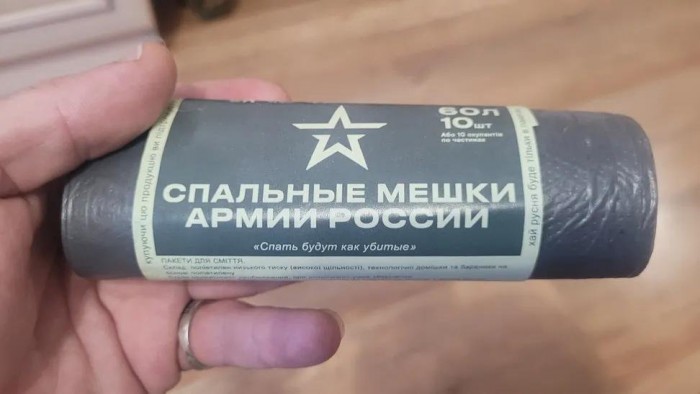 HKsnsVbWcAARgru.jpeg