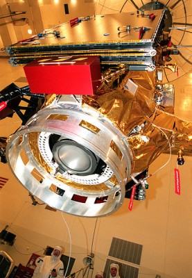 Deep_Space_1_lifted.jpg