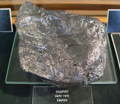 Graphite_very_pure_Ceylon.jpg
