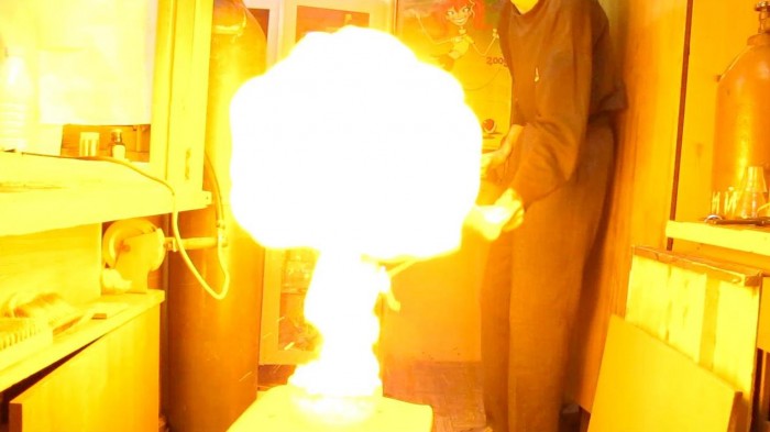 Hydrogen-foam-fire-18.JPG