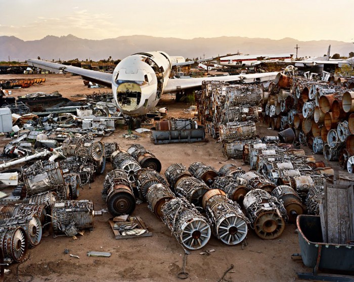 JET-ENGINES-TUSCON-AZ.-2006-©2010-EDWARD-BURTYNSKY.jpg