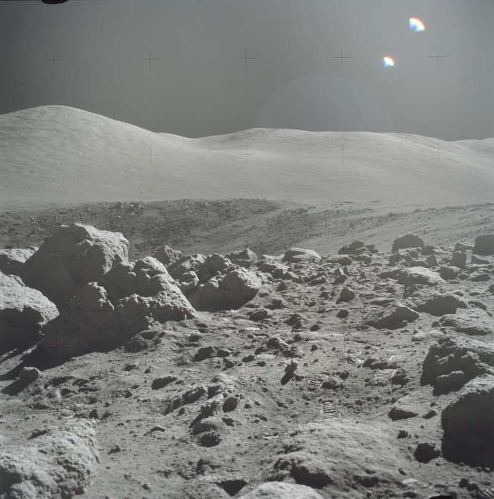 surface_of_the_moon.jpg