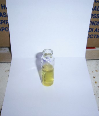Раствор фосфора в оливковом масле.JPG