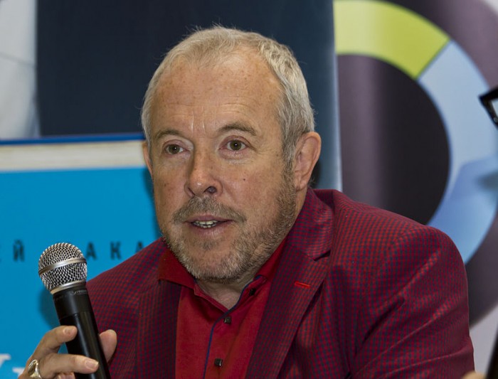 800px-MIBF2013_img_06_Andrey_Makarevich[1].jpg