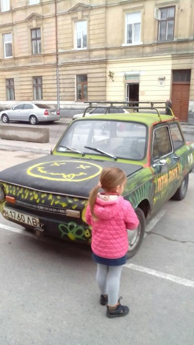 B0PH3RgCAAAiAiQ[1].jpg