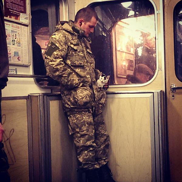 B4seAJVCYAAyEcU[1].jpg