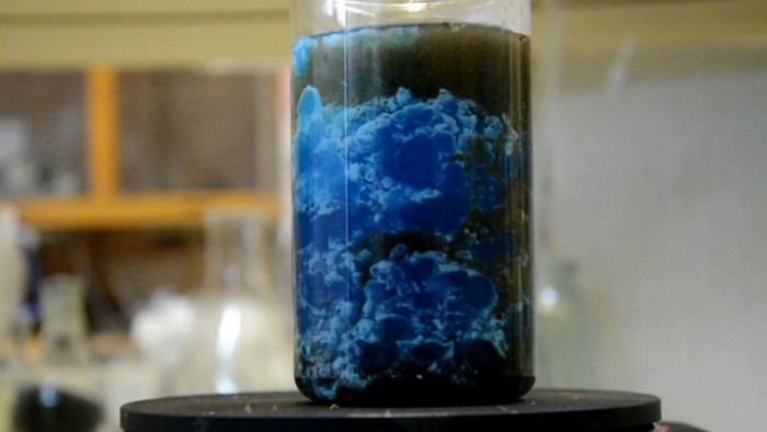 copper_II_hydroxide-55[1].jpg