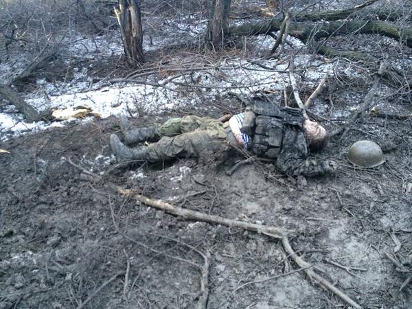 B8CzgydCIAIxw1L[1].jpg