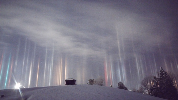 light-pillars-ontario[1].jpg