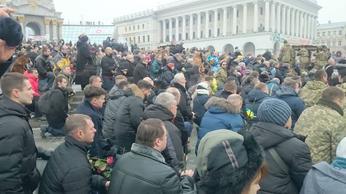 Maidan_boycy4[1].jpg