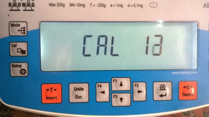 Analytical_balance-13.jpg