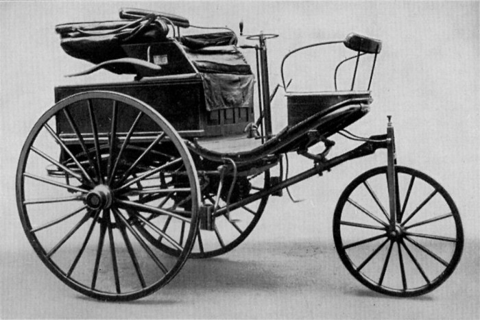 Motorwagen_Serienversion.jpg