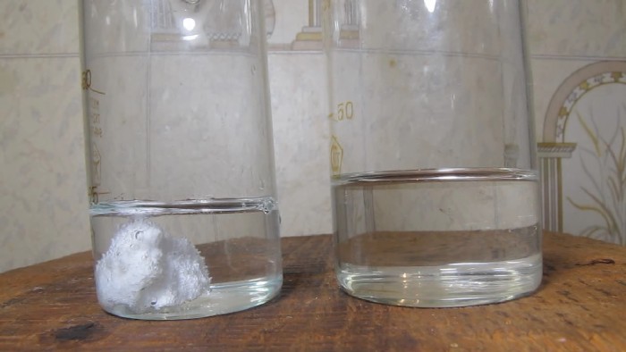 Marble_sulfuric_acid_and_phosphoric_acid-3.jpg