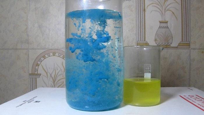 Iron(II)_sulfate-potassium_ferrocyanide-10.jpg