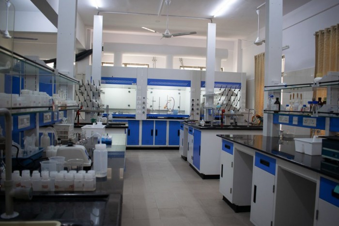 Wet-Chemistry-Lab.jpg